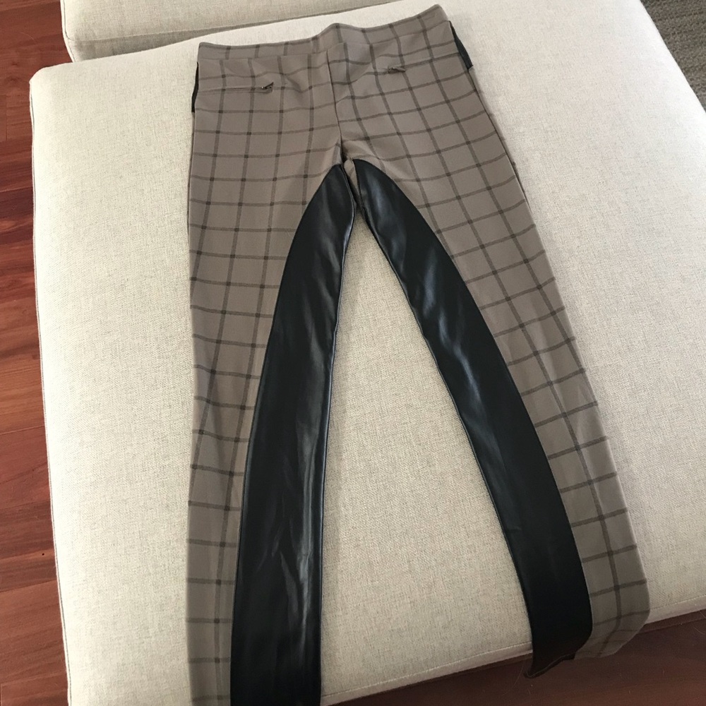 Plaid Victoria Secrete Leggings